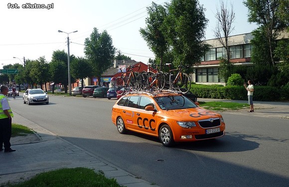 Kolarze na mecie w Kutnie