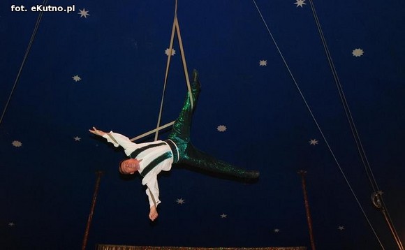  MAGICZNY ŚWIAT CYRKU  ARLEKIN już dziś w Kutnie