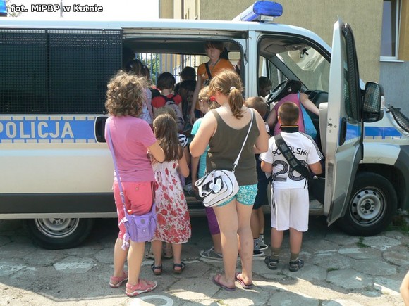 Dookoła świata z biblioteką od 9 lipca