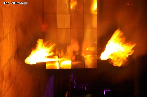 Pod patronatem eKutno.pl: Fireshow na wysokim poziomie. Kutnowski Festiwal Ognia zakończony