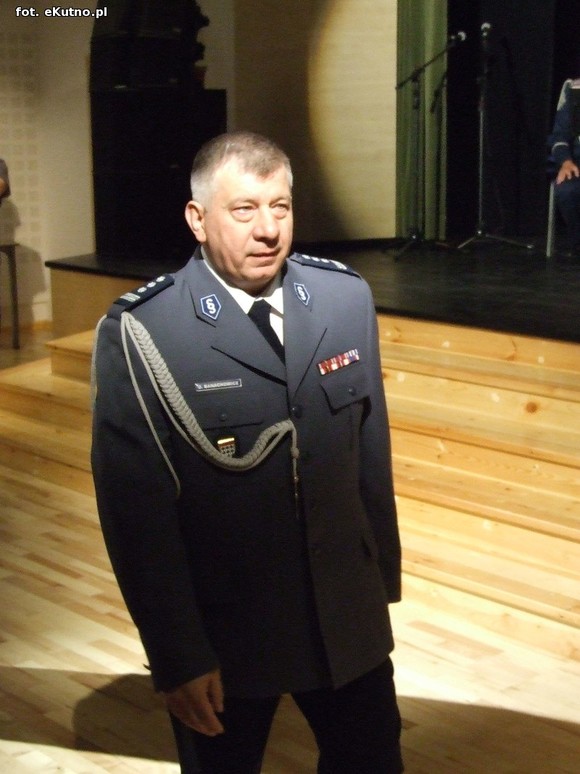 W Polsce walczą ze złem, a na Ukrainie... dobrze grają jazz. Święto Policji w Kutnie