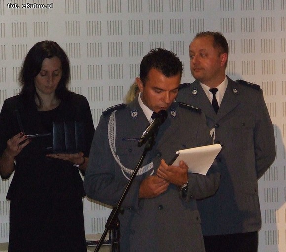 W Polsce walczą ze złem, a na Ukrainie... dobrze grają jazz. Święto Policji w Kutnie