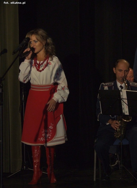 W Polsce walczą ze złem, a na Ukrainie... dobrze grają jazz. Święto Policji w Kutnie
