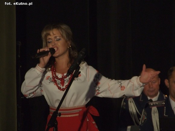 W Polsce walczą ze złem, a na Ukrainie... dobrze grają jazz. Święto Policji w Kutnie