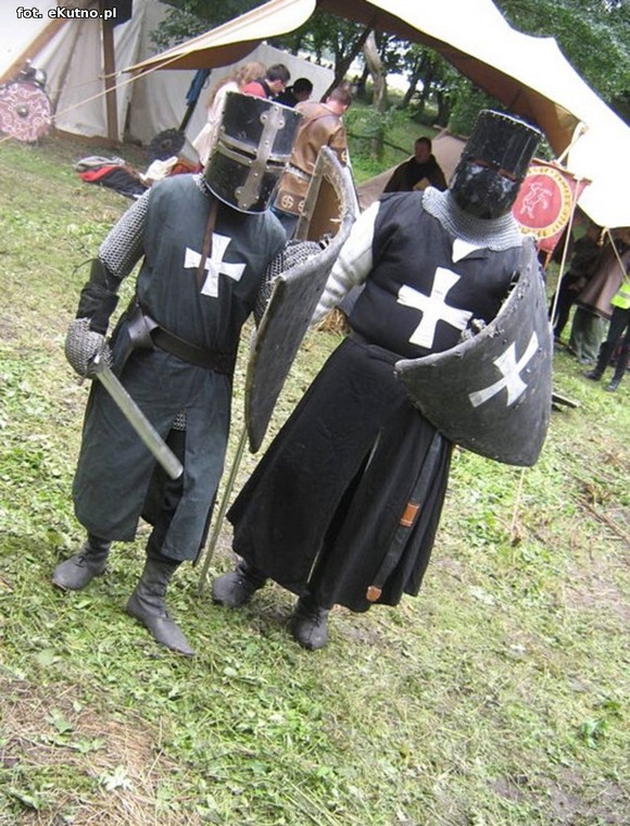 Salwy Zamojskiego Bractwa Rycerskiego, konie husarii i inscenizacje pierwszo-wojenne. Odyseja Historyczna. Rozdział III już od piątku