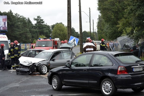 Wypadek drogowy. Skrzyżowanie ulic Holenderskiej i Józefów zablokowane