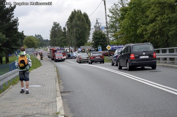 Wypadek drogowy. Skrzyżowanie ulic Holenderskiej i Józefów zablokowane