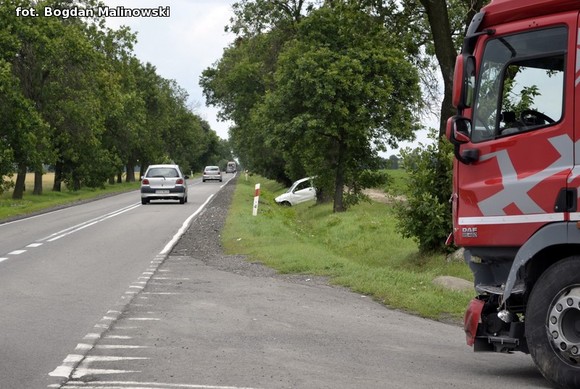 TIR z Węgier staranował fiata seicento
