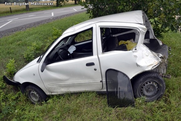 TIR z Węgier staranował fiata seicento