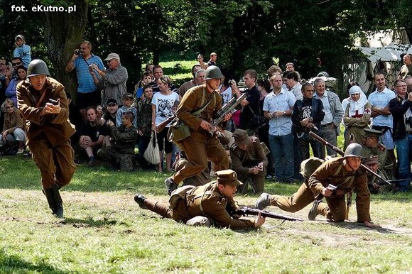 Wyjątkowa msza polowa. Inscenizacje z drugiego dnia III Zlotu GRH