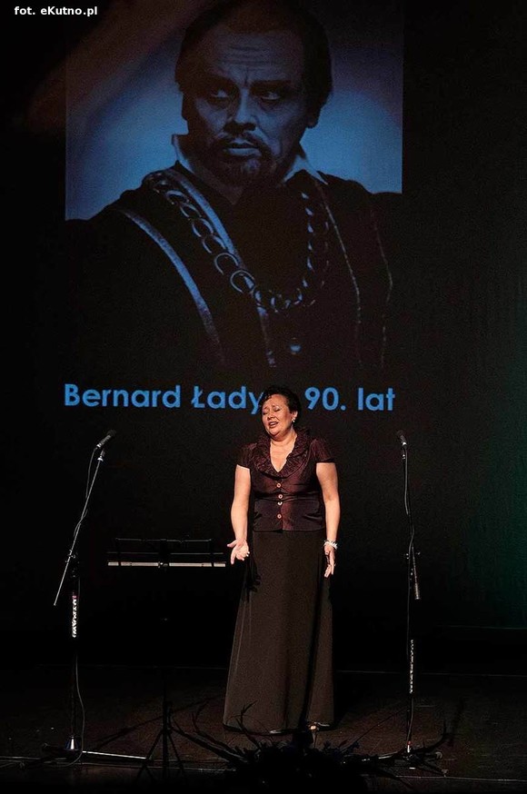 Sopran Jeremus i bas Ładysza - udany duet na pierwszym koncercie Letniego Festiwalu Muzycznego
