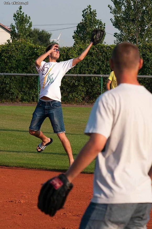 Niecodzienny trening. Piłkarze zagrali w baseball