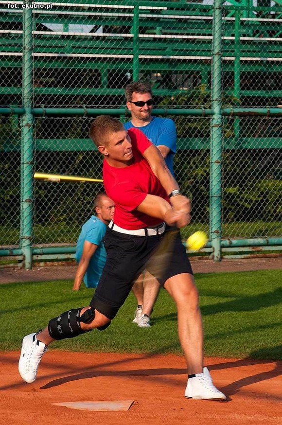 Niecodzienny trening. Piłkarze zagrali w baseball