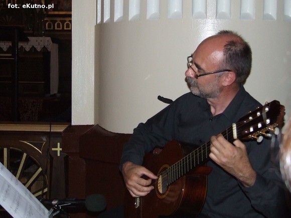 Perłowy głos mezzosopranistki niósł po wieżę kościoła