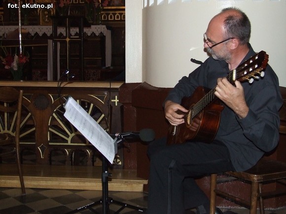 Perłowy głos mezzosopranistki niósł po wieżę kościoła