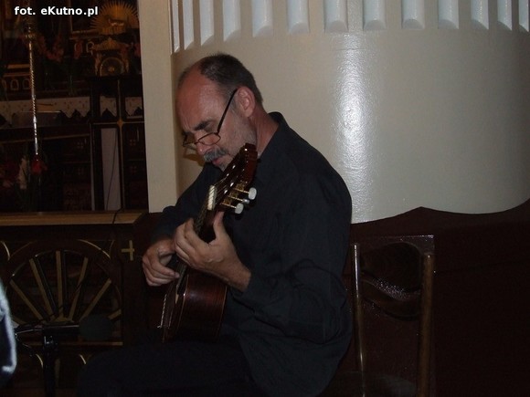 Perłowy głos mezzosopranistki niósł po wieżę kościoła