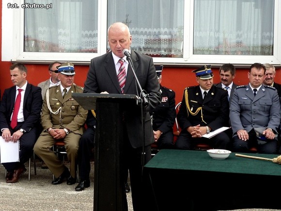 Ordery, ratownicy powietrzni i czworonożni. Szacowny jubileusz strażaków z Woli Kałkowej