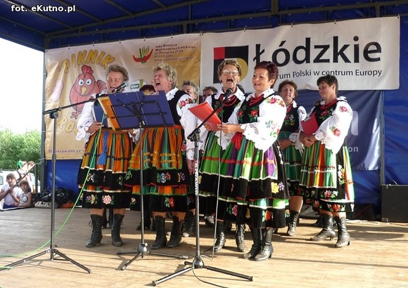 Ordery, ratownicy powietrzni i czworonożni. Szacowny jubileusz strażaków z Woli Kałkowej