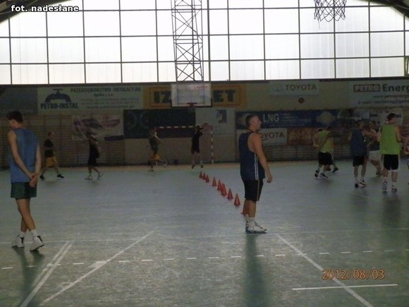 Obóz sportowy młodzieży AZS WSGK KUTNO w Łącku