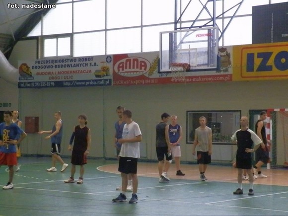 Obóz sportowy młodzieży AZS WSGK KUTNO w Łącku