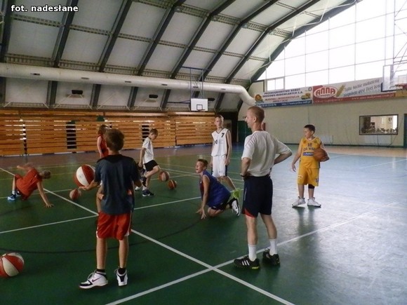 Obóz sportowy młodzieży AZS WSGK KUTNO w Łącku