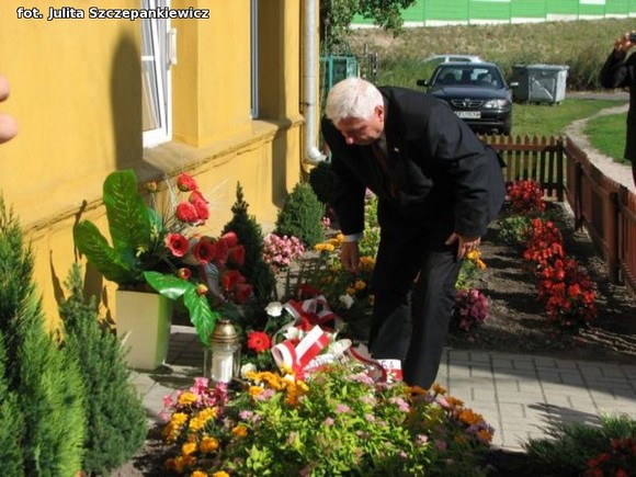 Krośniewice pamiętają o gen. W. Andersie