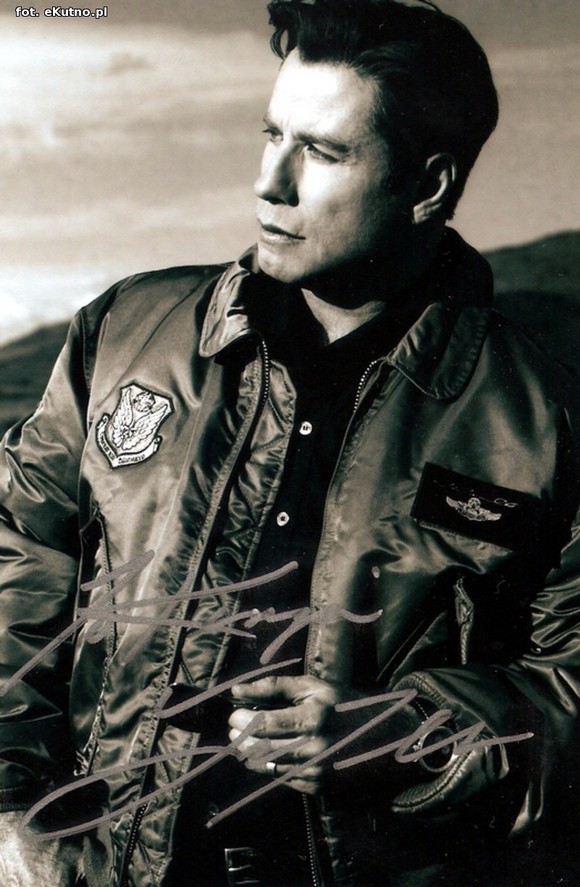 Odkrywamy swoje pasje w bibliotece. Hobby Kingi: autografy i origami