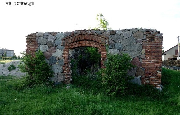 Szlakiem zaniedbanych zabytków powiatu kutnowskiego, odc. 9 - Bielice