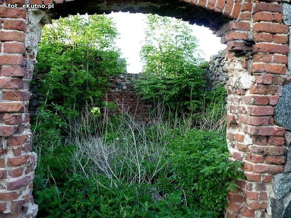 Szlakiem zaniedbanych zabytków powiatu kutnowskiego, odc. 9 - Bielice