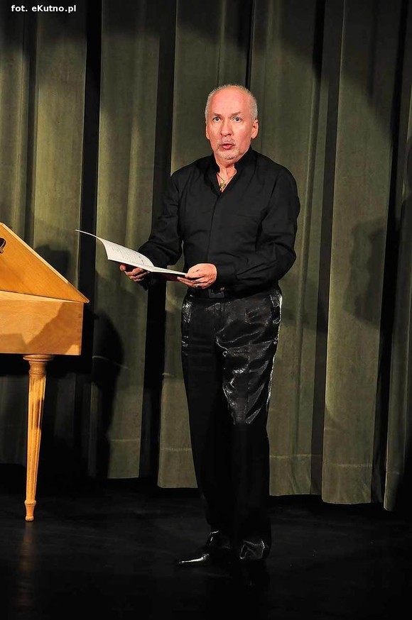 Subtelne brzmienie klawesynu i wyjątkowe męskie głosy