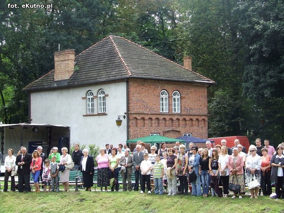 Na Polski imię, na Jej cześć podnosim czoła dumne. Święto Plonów w Oporowie