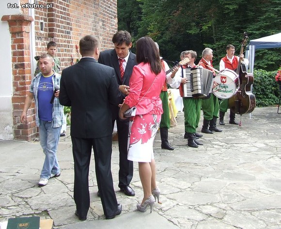 Na Polski imię, na Jej cześć podnosim czoła dumne. Święto Plonów w Oporowie