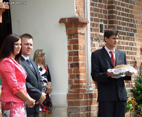 Na Polski imię, na Jej cześć podnosim czoła dumne. Święto Plonów w Oporowie