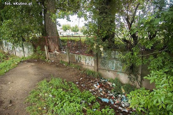 Odlot po acodinie i śmietnisko na Oziębłowskiego