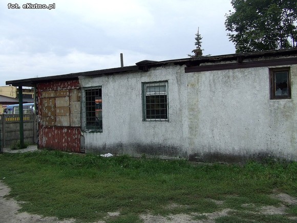 Czytelnicy piszą: Droga na cmentarz, wstyd dla Kutna