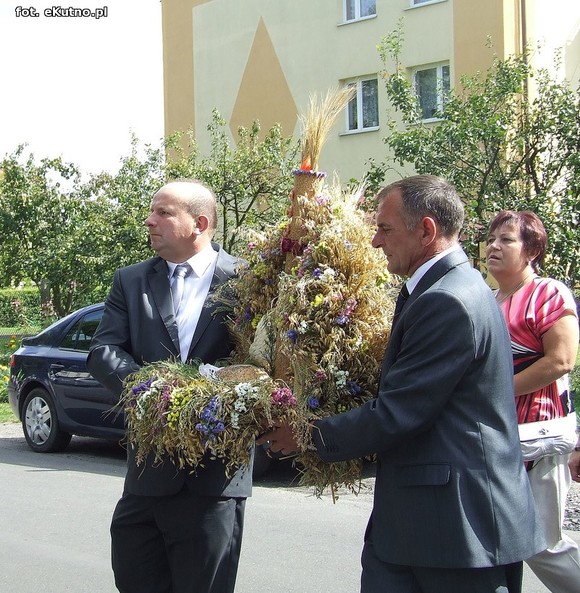 Dożynki w Krośniewicach i Nowych Ostrowach