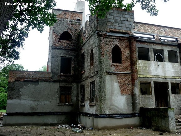 Szlakiem zaniedbanych zabytków powiatu kutnowskiego odc. 10, Łanięta