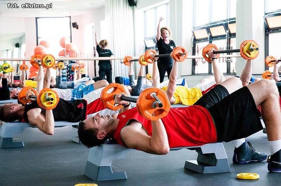 Koszykarze AZS WSGK Polfarmex Kutno I Ligi na zajęciach Magic Bar