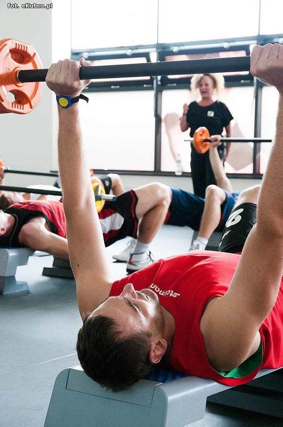 Koszykarze AZS WSGK Polfarmex Kutno I Ligi na zajęciach Magic Bar