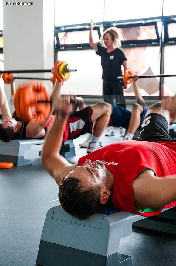 Koszykarze AZS WSGK Polfarmex Kutno I Ligi na zajęciach Magic Bar