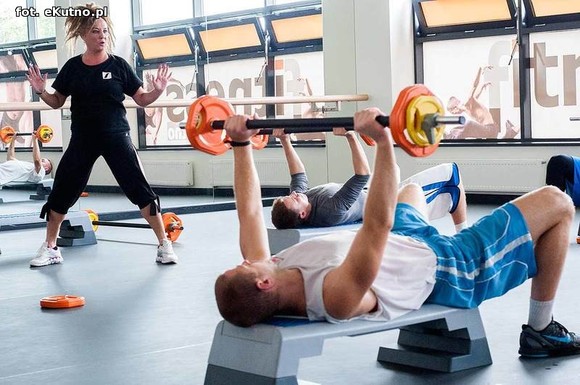 Koszykarze AZS WSGK Polfarmex Kutno I Ligi na zajęciach Magic Bar