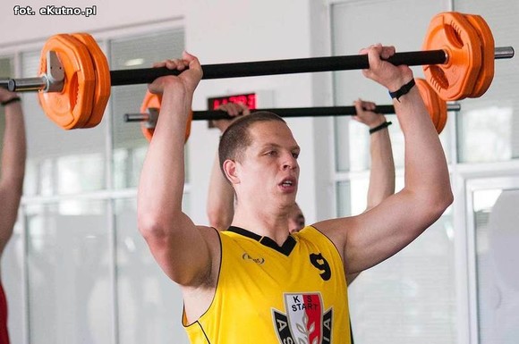 Koszykarze AZS WSGK Polfarmex Kutno I Ligi na zajęciach Magic Bar