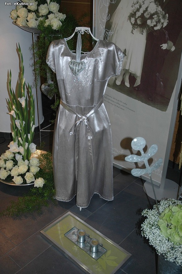 Święto Róży otwarte. Rubinowa rocznica domu kultury i florystyczne aranżacje małżeńskich godów