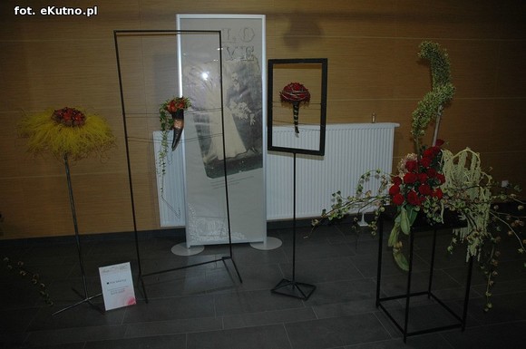 Święto Róży otwarte. Rubinowa rocznica domu kultury i florystyczne aranżacje małżeńskich godów