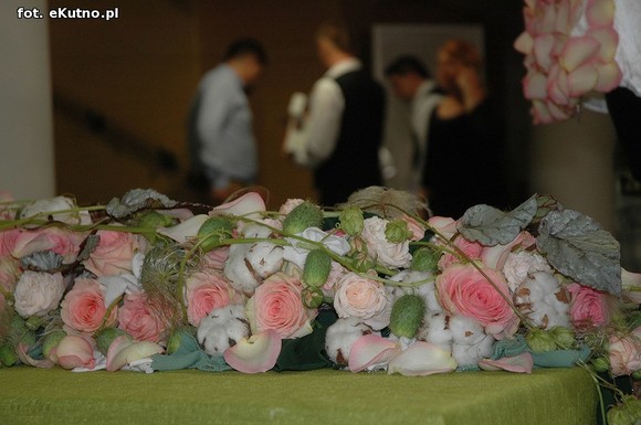 Święto Róży otwarte. Rubinowa rocznica domu kultury i florystyczne aranżacje małżeńskich godów