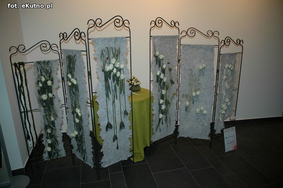 Święto Róży otwarte. Rubinowa rocznica domu kultury i florystyczne aranżacje małżeńskich godów