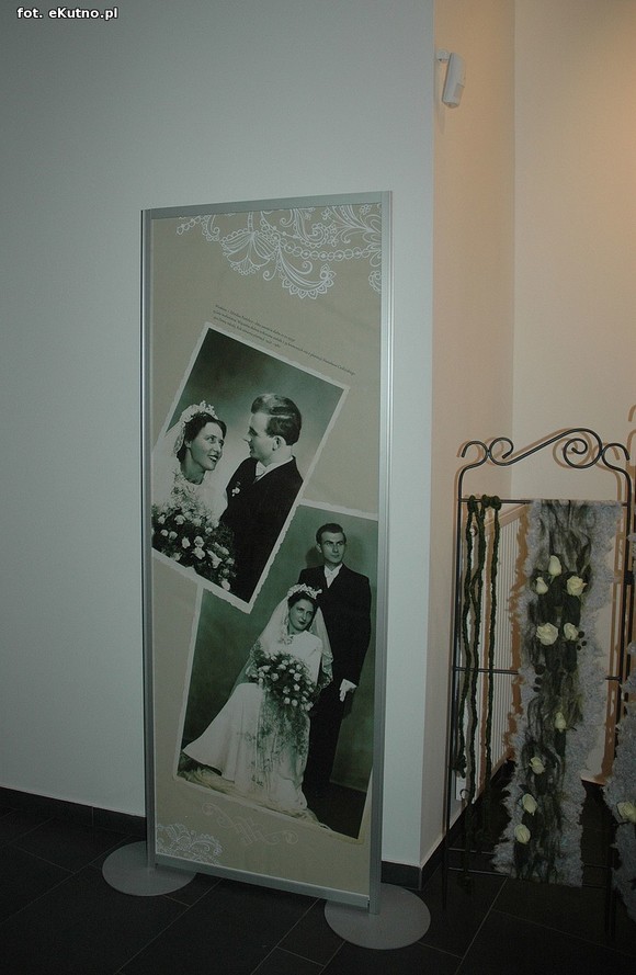 Święto Róży otwarte. Rubinowa rocznica domu kultury i florystyczne aranżacje małżeńskich godów