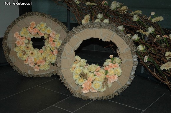 Święto Róży otwarte. Rubinowa rocznica domu kultury i florystyczne aranżacje małżeńskich godów