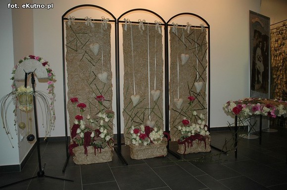 Święto Róży otwarte. Rubinowa rocznica domu kultury i florystyczne aranżacje małżeńskich godów
