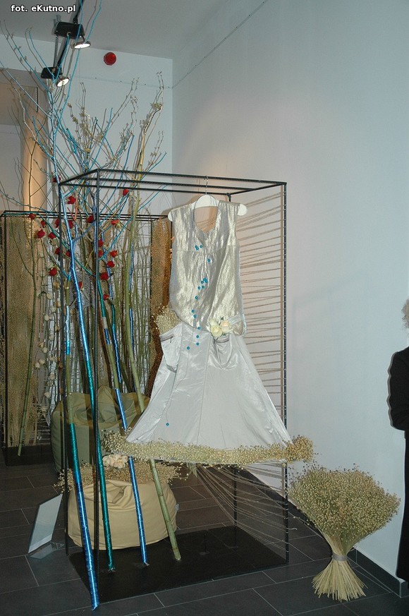 Święto Róży otwarte. Rubinowa rocznica domu kultury i florystyczne aranżacje małżeńskich godów